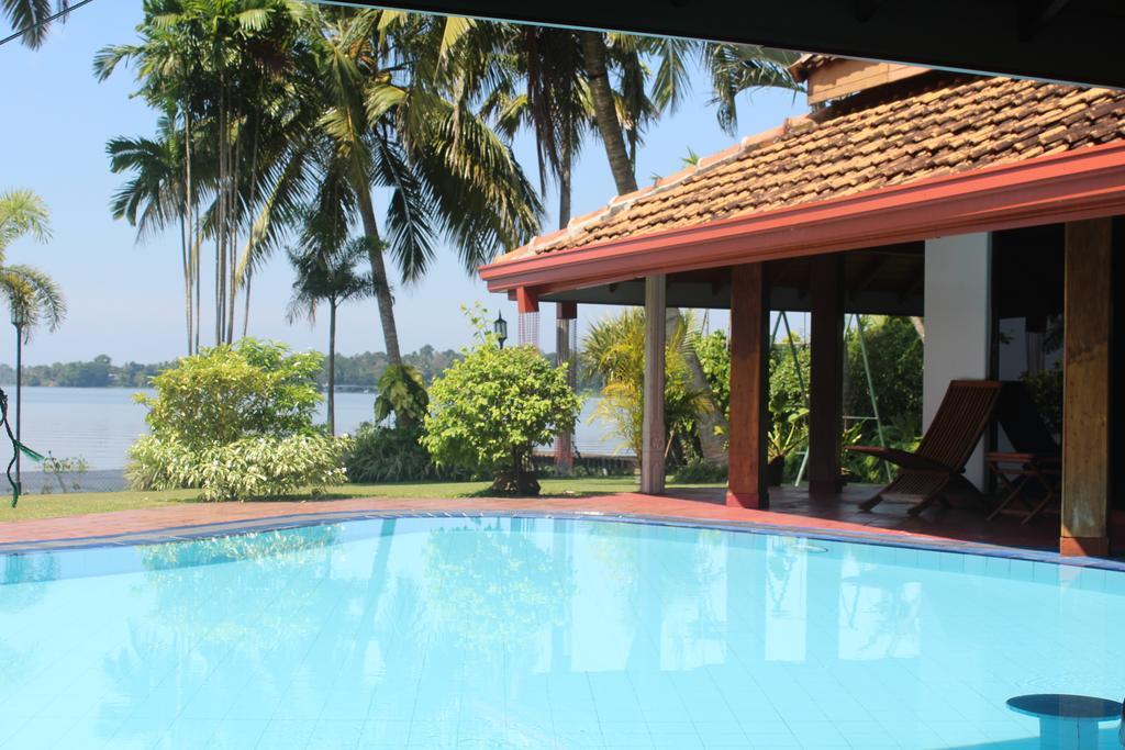 Blue Water Villa Філяндала Екстер'єр фото