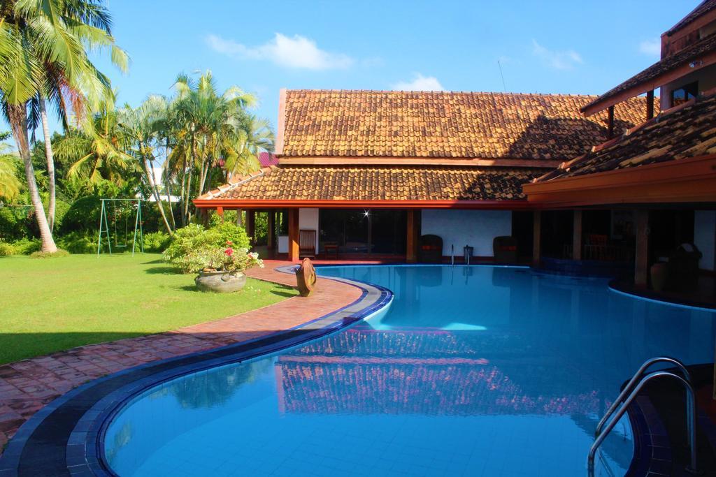 Blue Water Villa Філяндала Екстер'єр фото