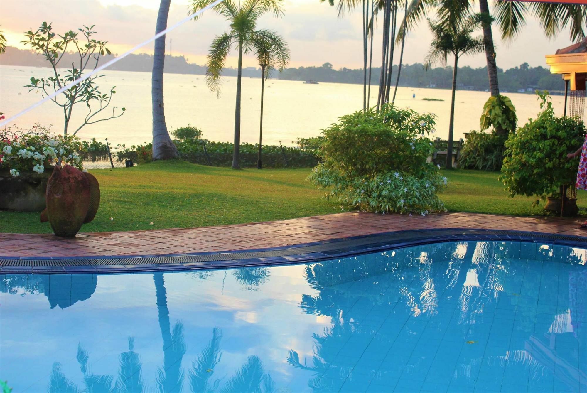 Blue Water Villa Філяндала Екстер'єр фото